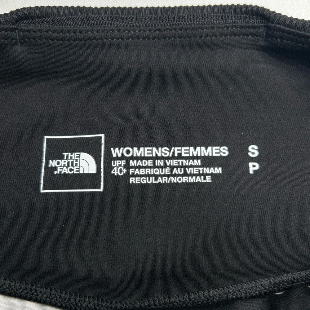 The North Face Black Floral Graphic Print Leggings Size Small‎ Active Gym Yoga
